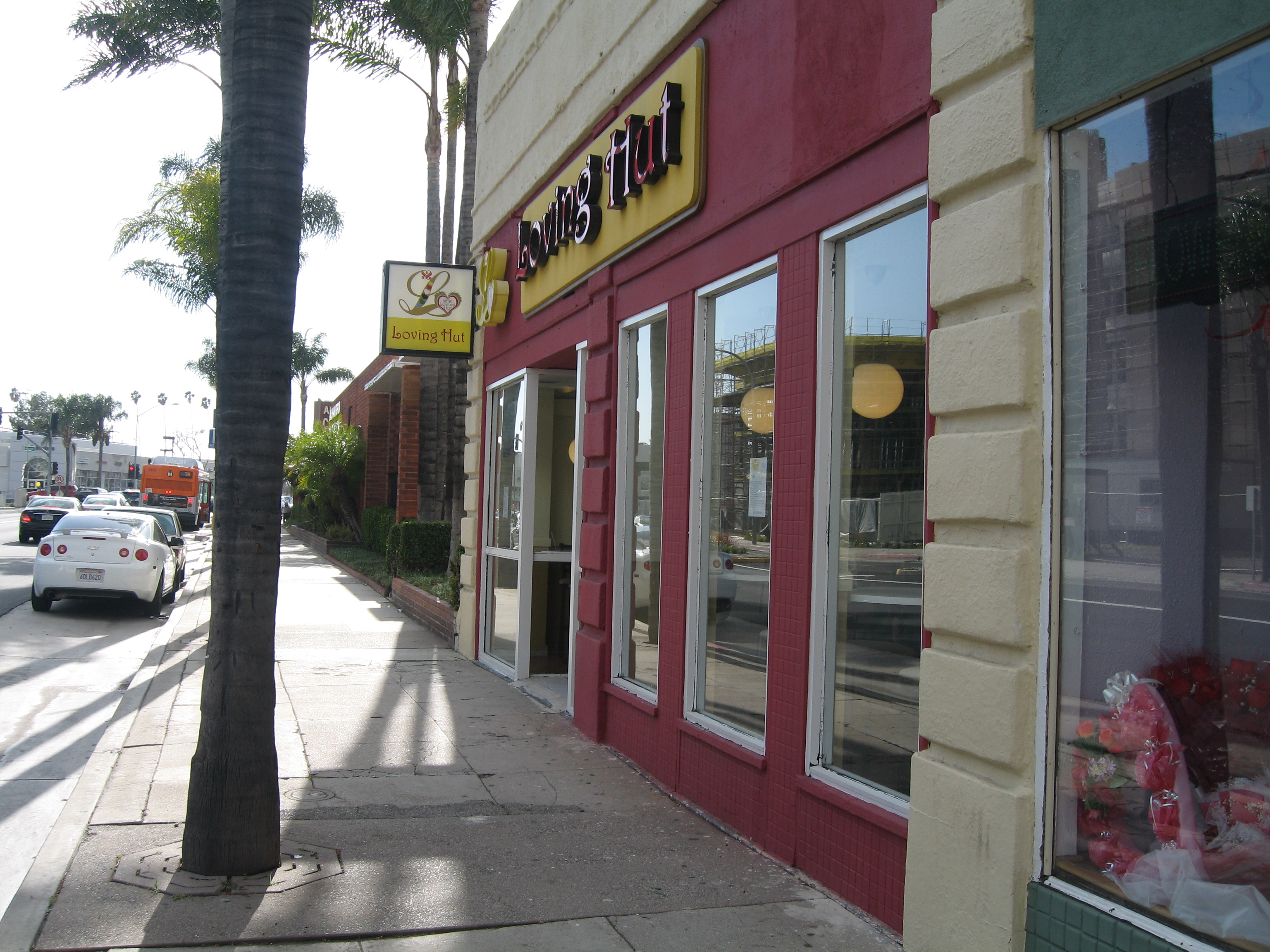 Alhambra Loving Hut offers light, delicious vegan food