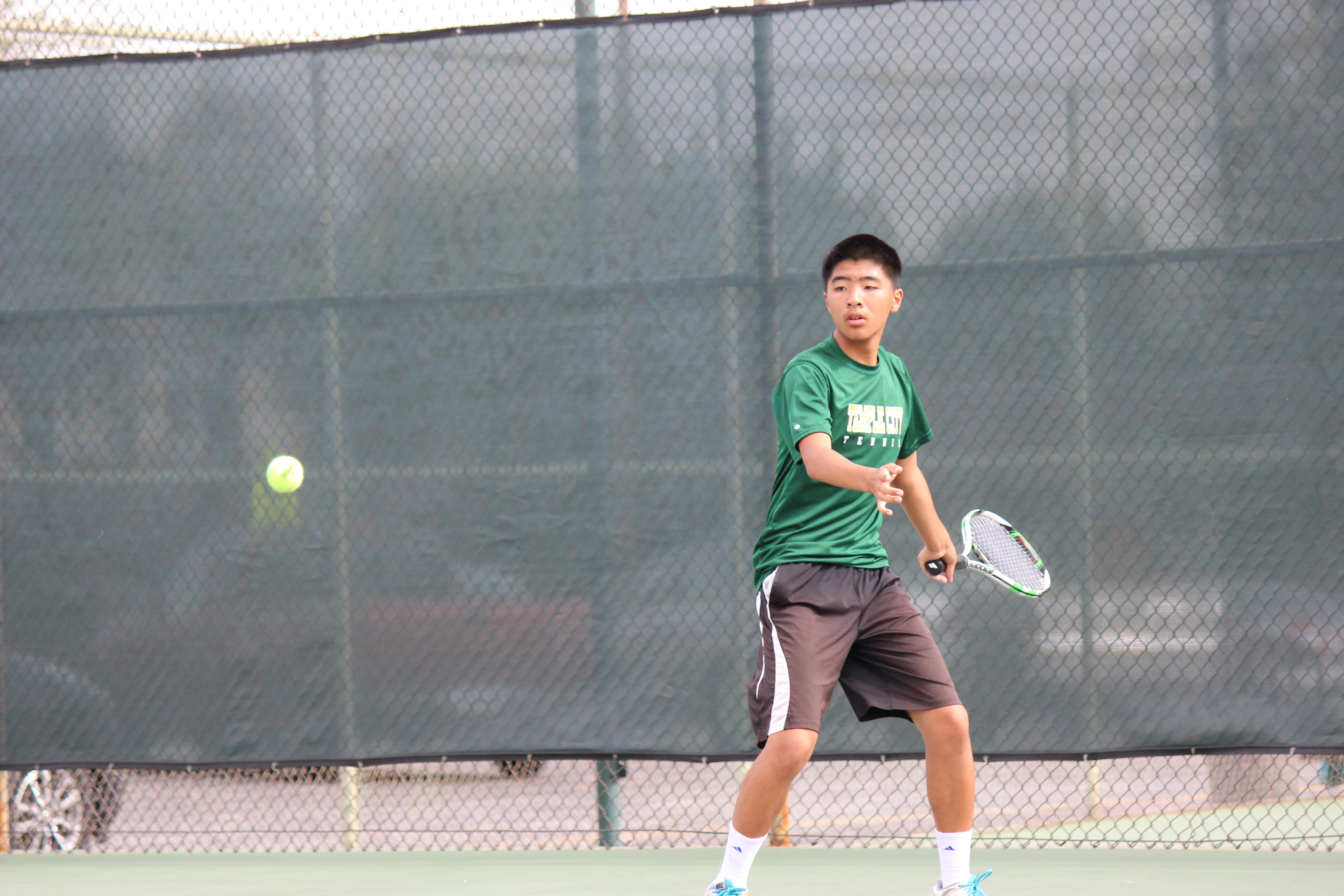 Boys tennis sets up for success