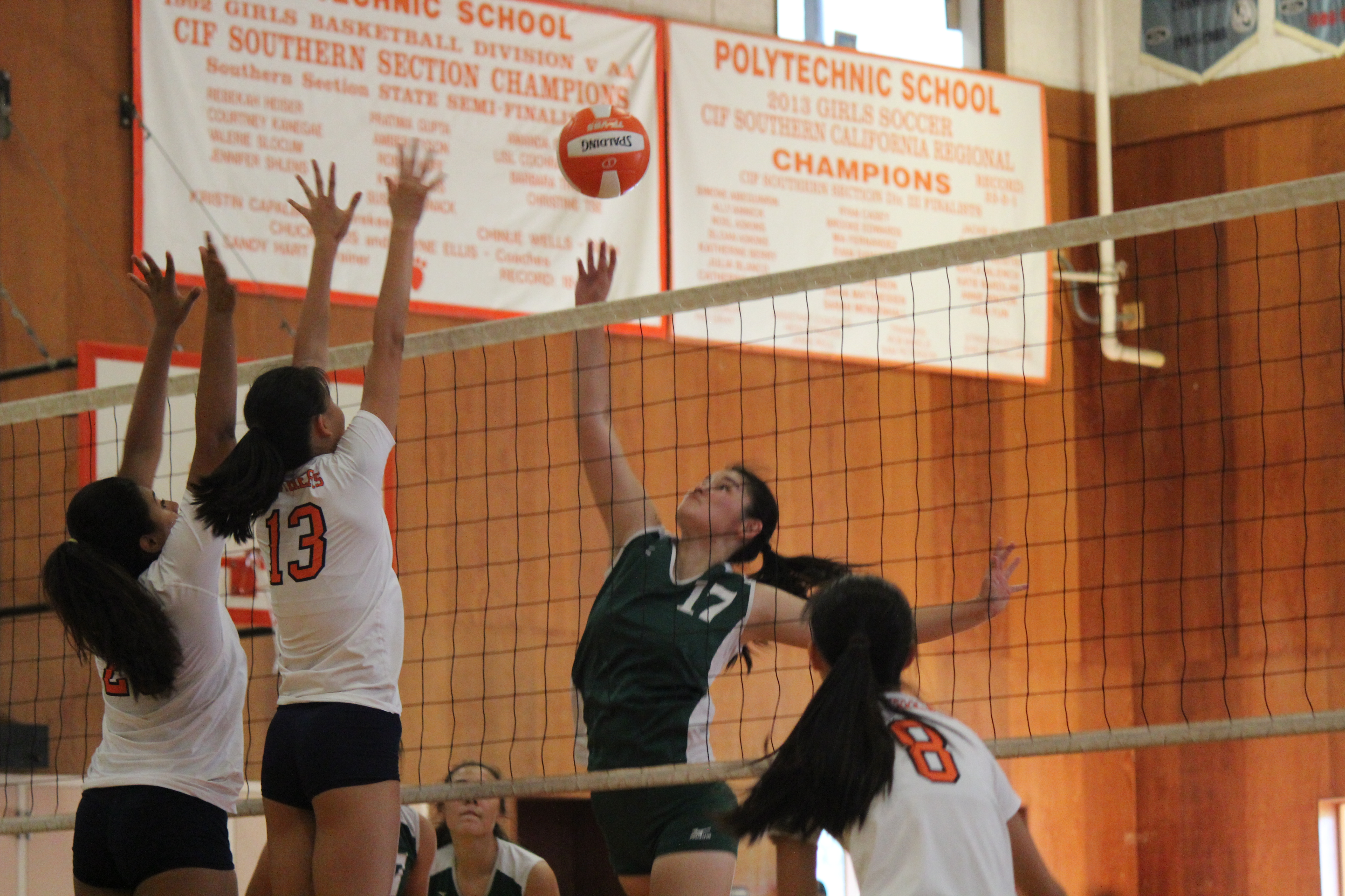 Girls Volleyball sets up for success