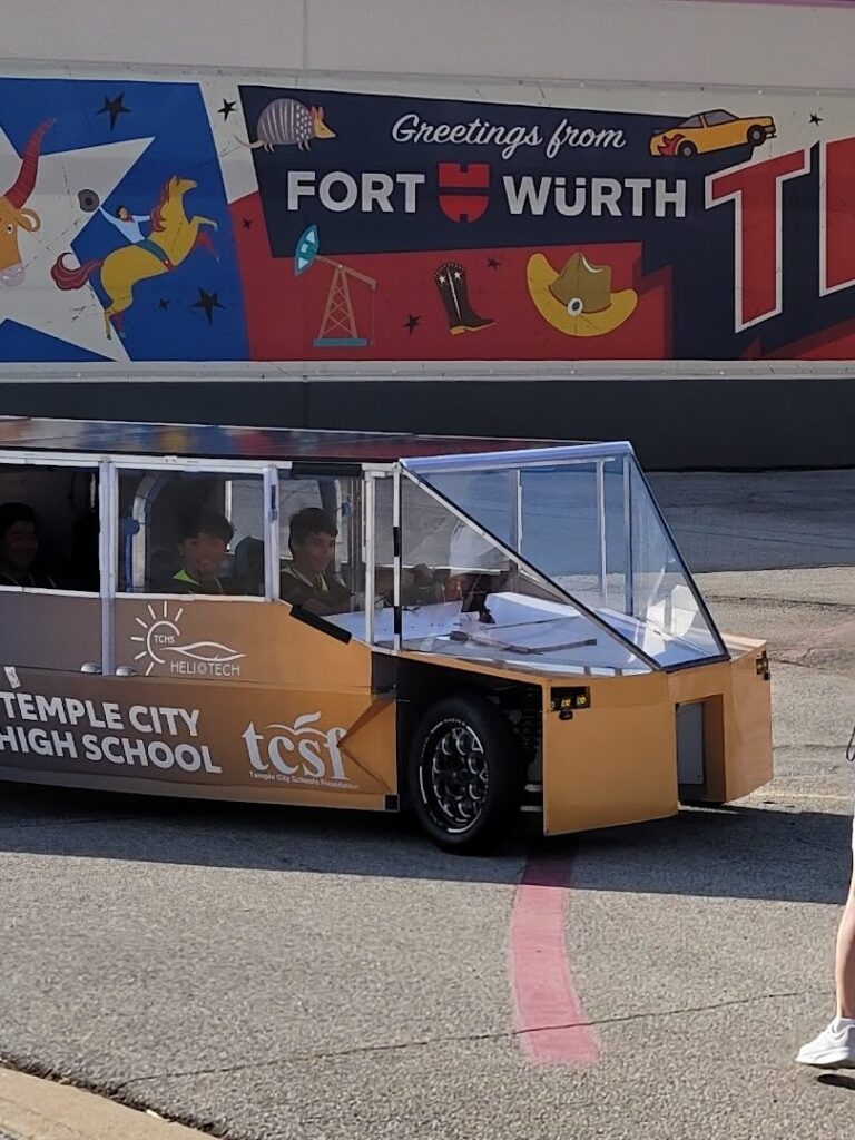 HelioTech Cruizes with the sun to gold