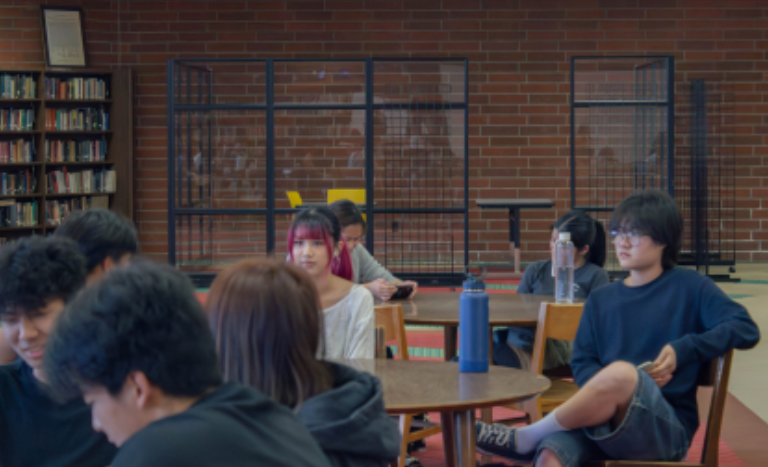 Library implements new study space